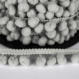 Pompons Mousse Maxi Gris - Ribes y Casals