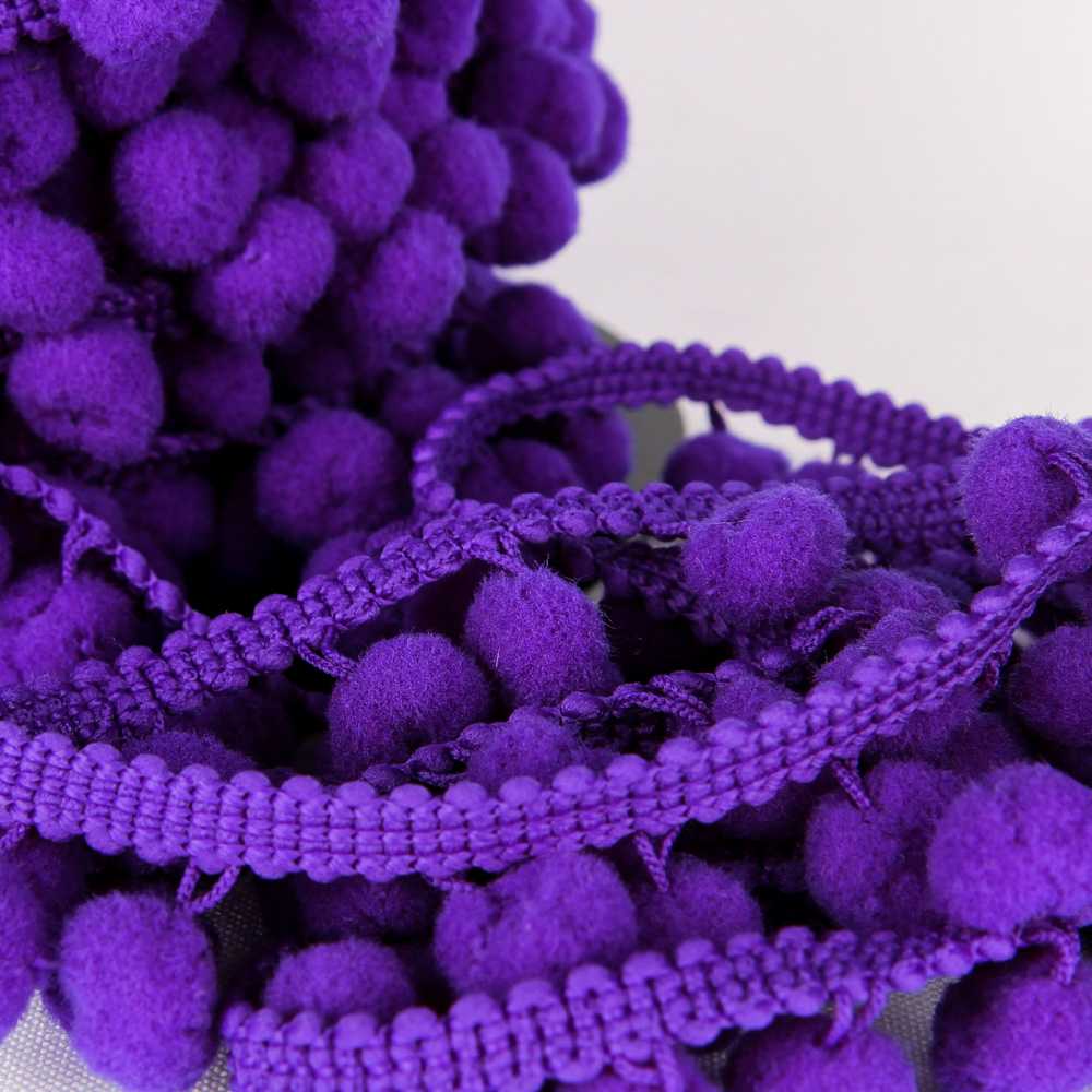 Pompons Mousse Maxi Purple - Ribes y Casals