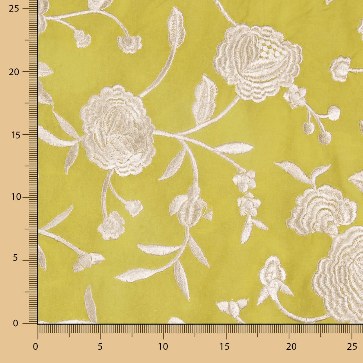 Châle brodé Crème Tencel Jaune Albero - Ribes y Casals