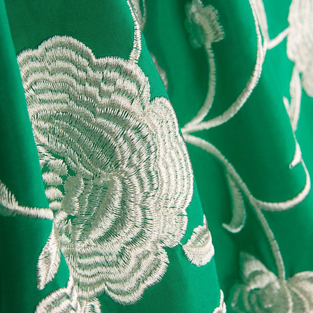 Châle brodé crème Tencel vert émeraude - Ribes y Casals