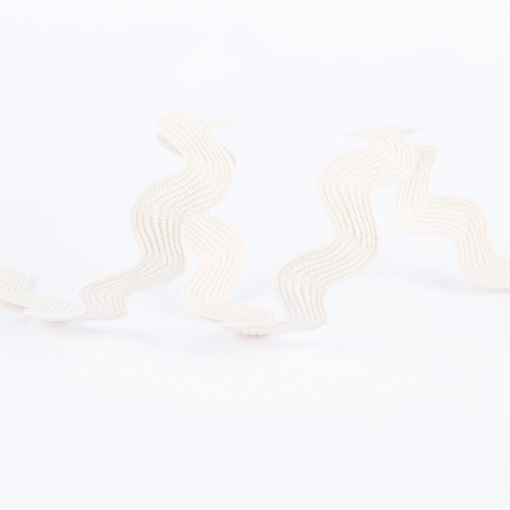 Serpentine Beige - Ribes y Casals