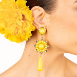 Boucles d&#39;oreilles flamenco avec fleur jaune et goutte - Ribes y Casals