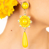Boucles d&#39;oreilles flamenco avec fleur jaune et goutte - Ribes y Casals