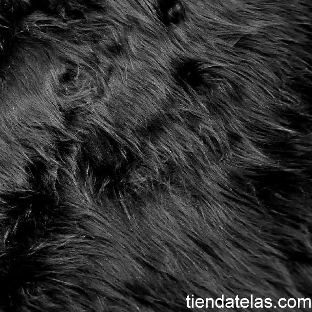 Poil Long Noir - Ribes y Casals