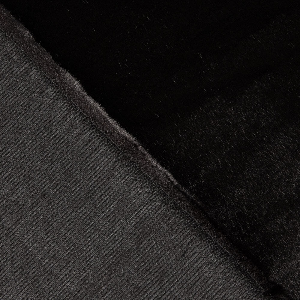 Pelo corto sintético Negro - Ribes y Casals