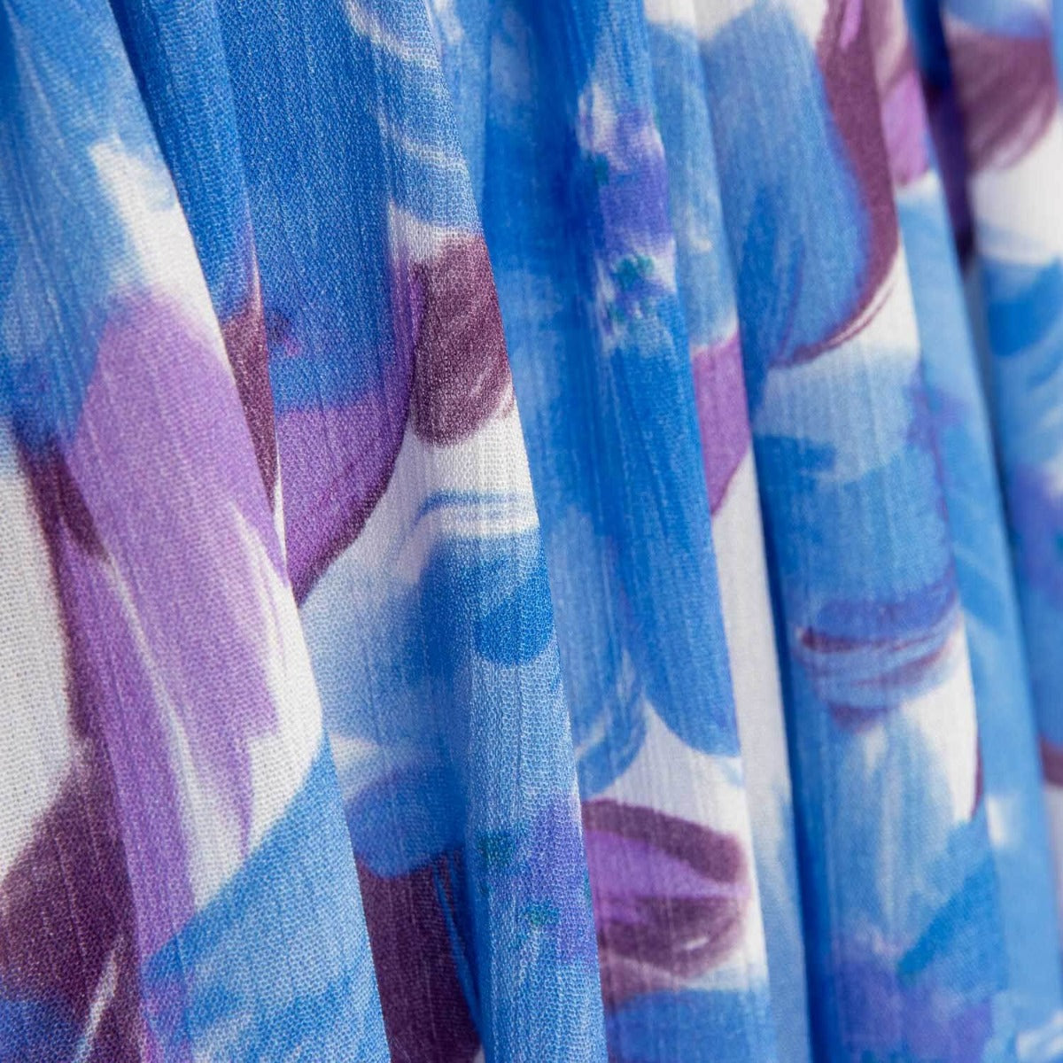 Bluish Flower viscose - Ribes y Casals