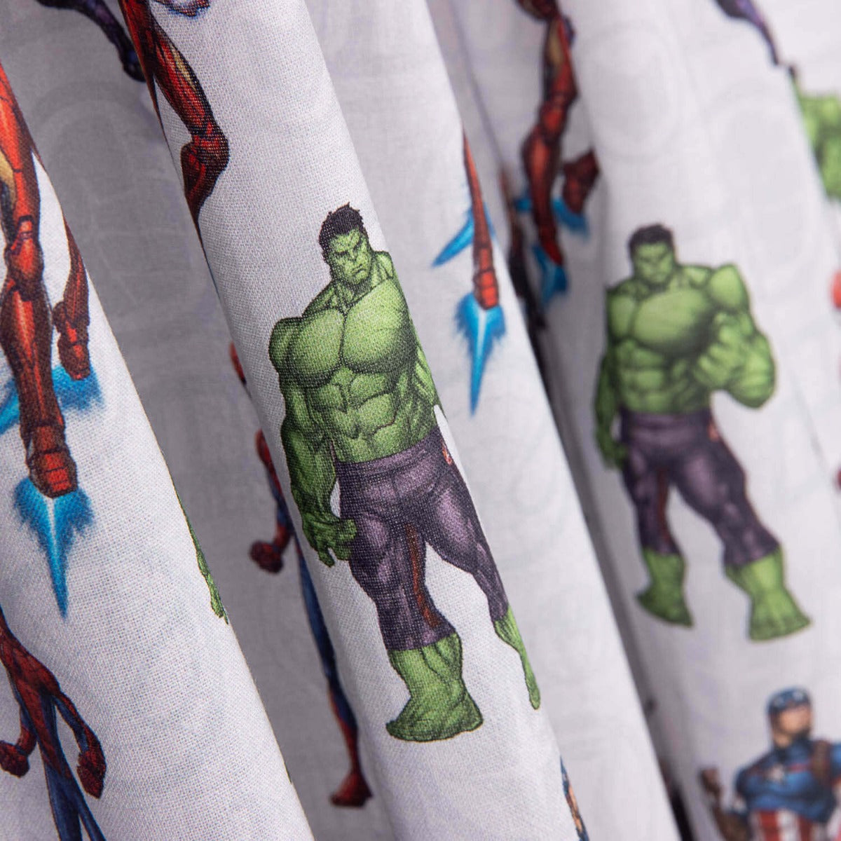 Popeline sous licence Avengers grise - Ribes y Casals