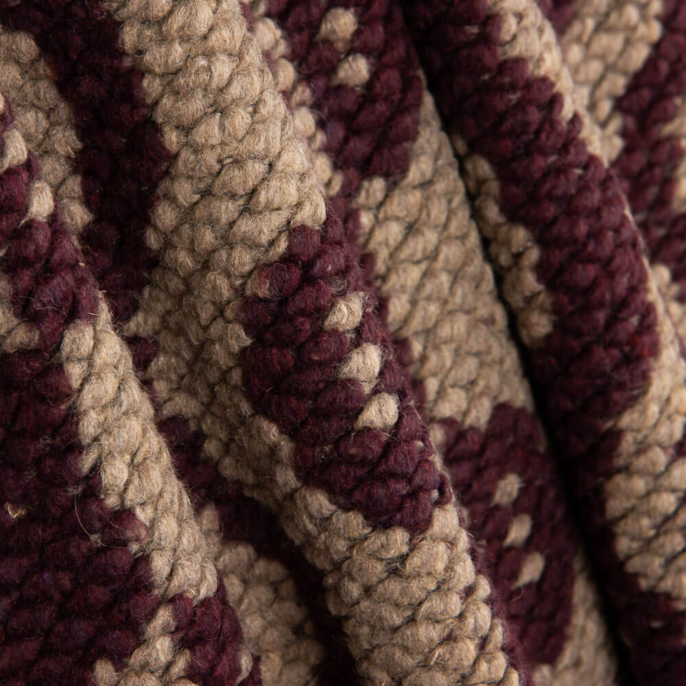 Poncho en laine tricotée Maroon Eyes - Ribes y Casals