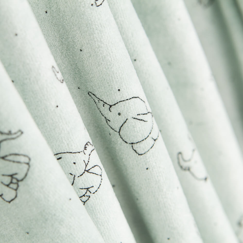 Retal Punto Tundosado Elefantes Verde 85x140 cm - Ribes y Casals