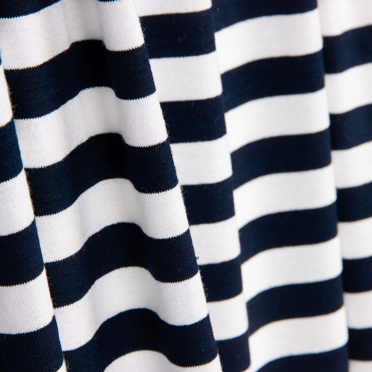 Maille viscose rayée bleu marine 10 mm - Ribes y Casals