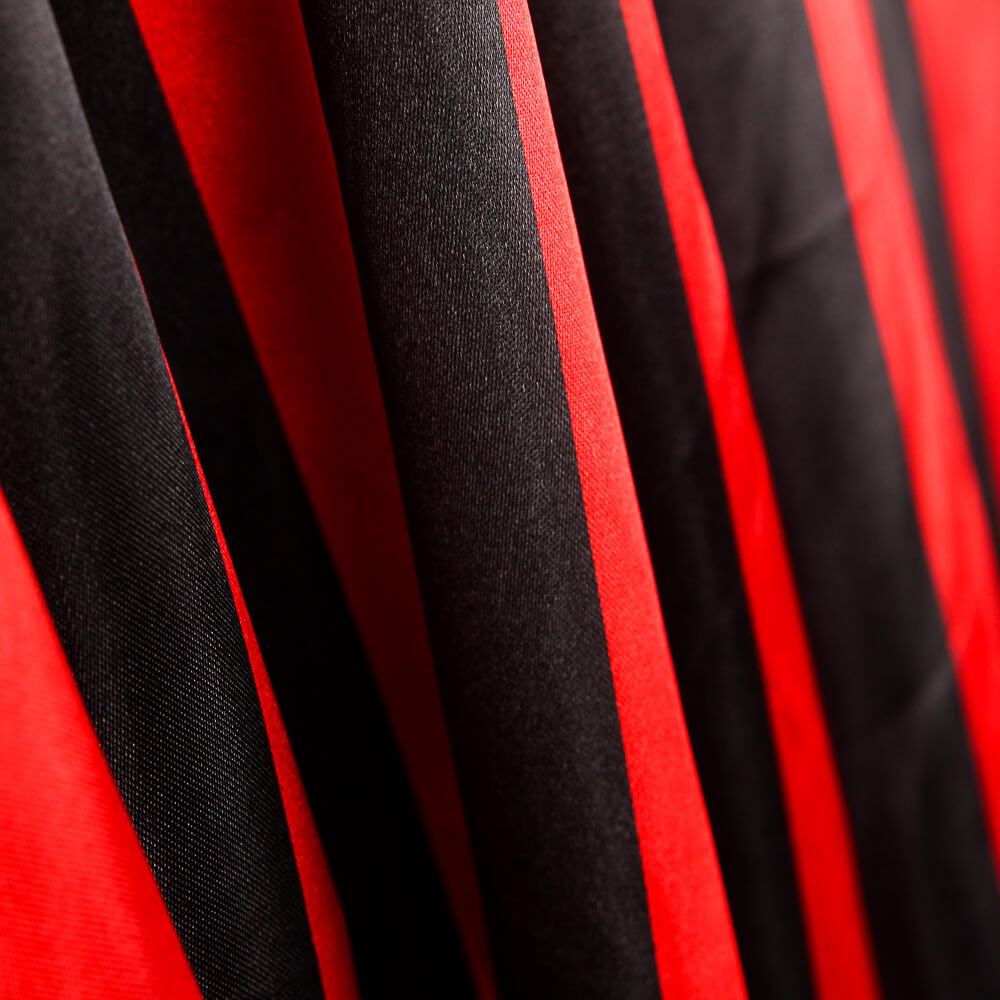 Satin Carnaval Rayures Rouge Noir - Ribes y Casals