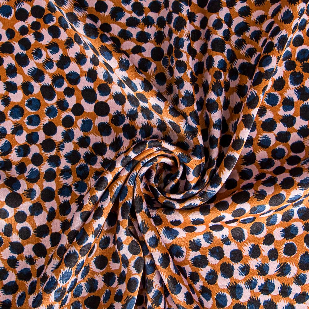 Satin Fashion Print - Ribes y Casals