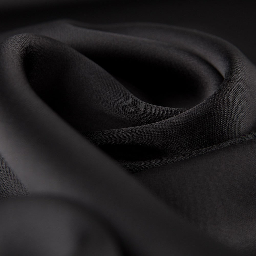 Satin Fashion Noir - Ribes y Casals