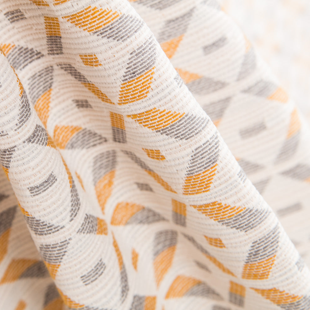 Tapisserie Jacquard Ethnique Ocre - Ribes y Casals