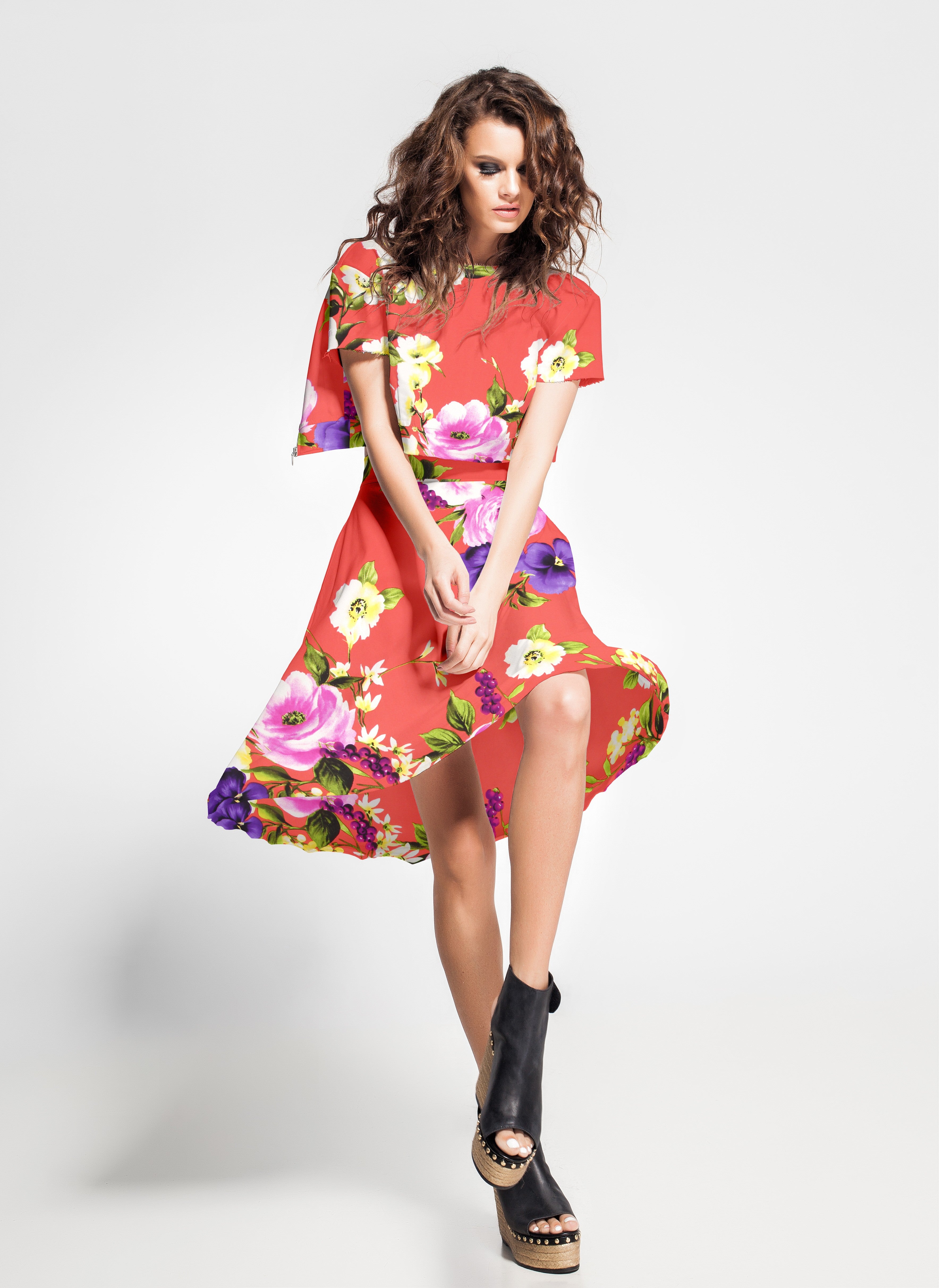 Tissu Crêpe Roses Zambra Coral - Ribes y Casals