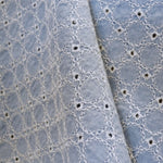 Popeline Brodée Rond Bleu Denim - Ribes y Casals