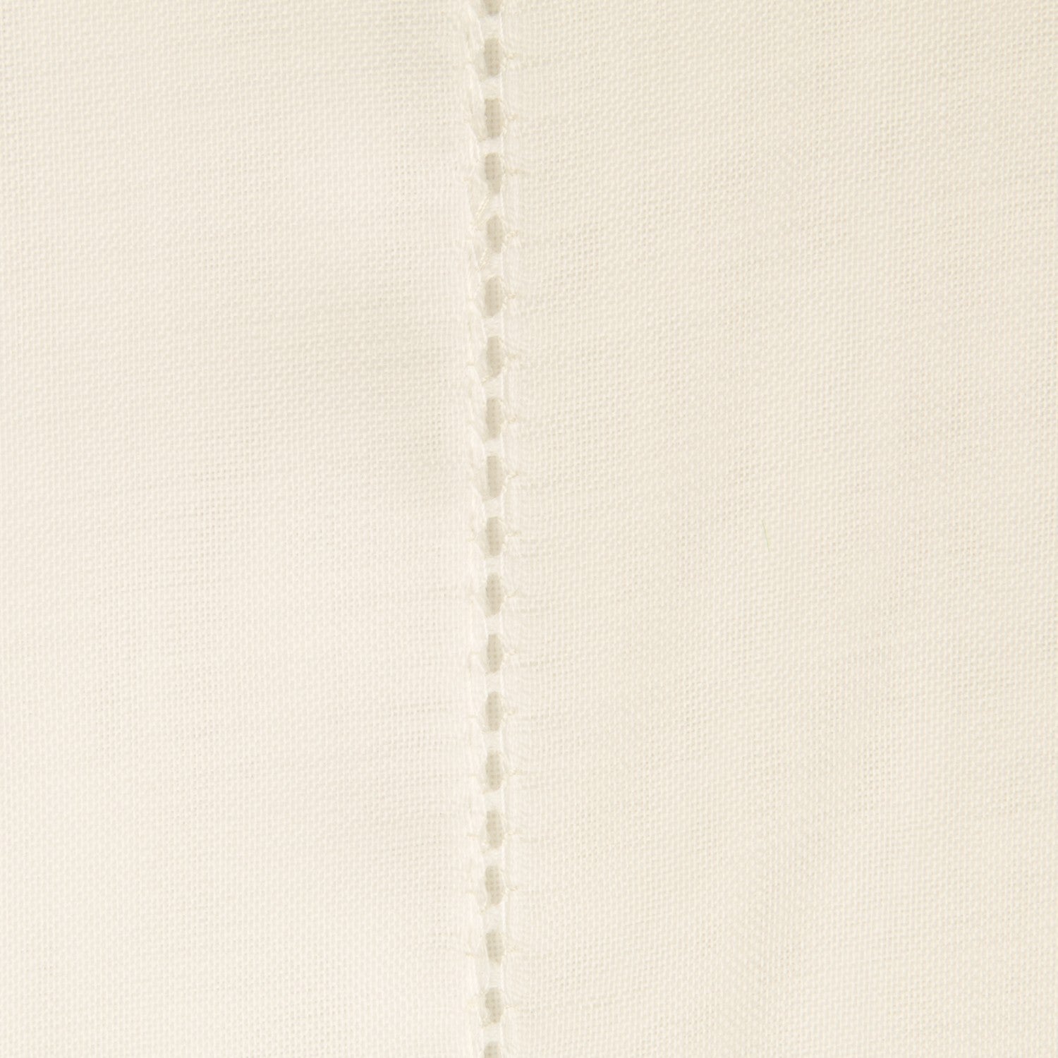 Voilage Etamine Broderie Écru - Ribes y Casals