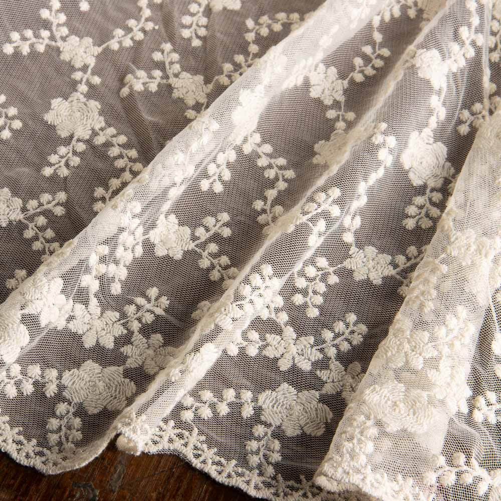 Tul Bordado Saud - Ribes y Casals