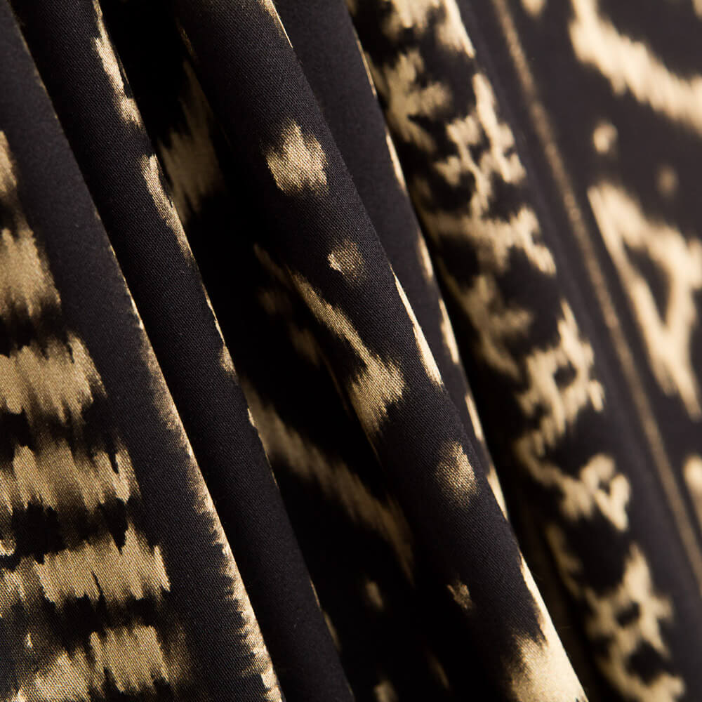 Viscose Dahlias Rhombus Noir - Ribes y Casals