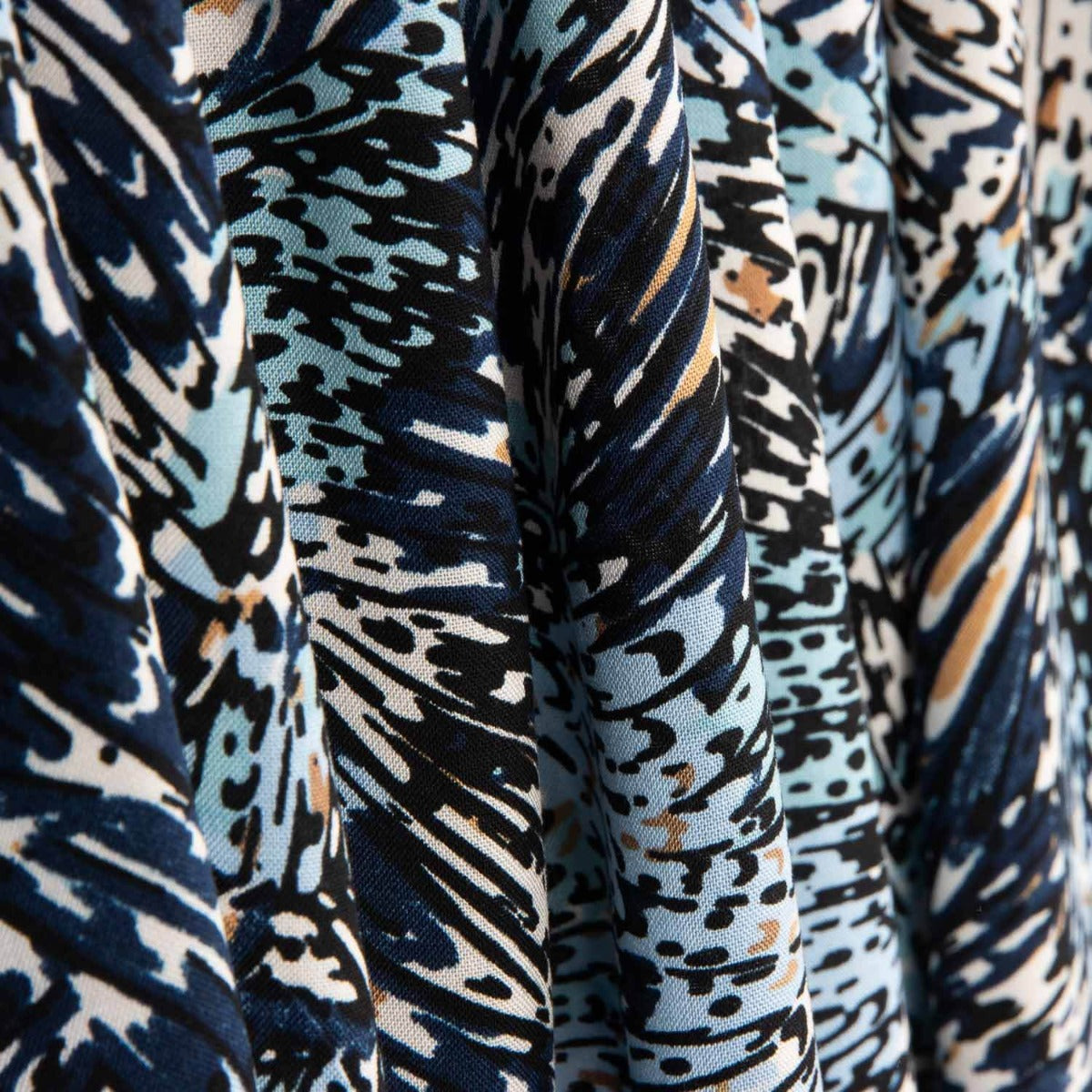 Retal Viscosa Estampada Chally 180x140 cms - Ribes y Casals