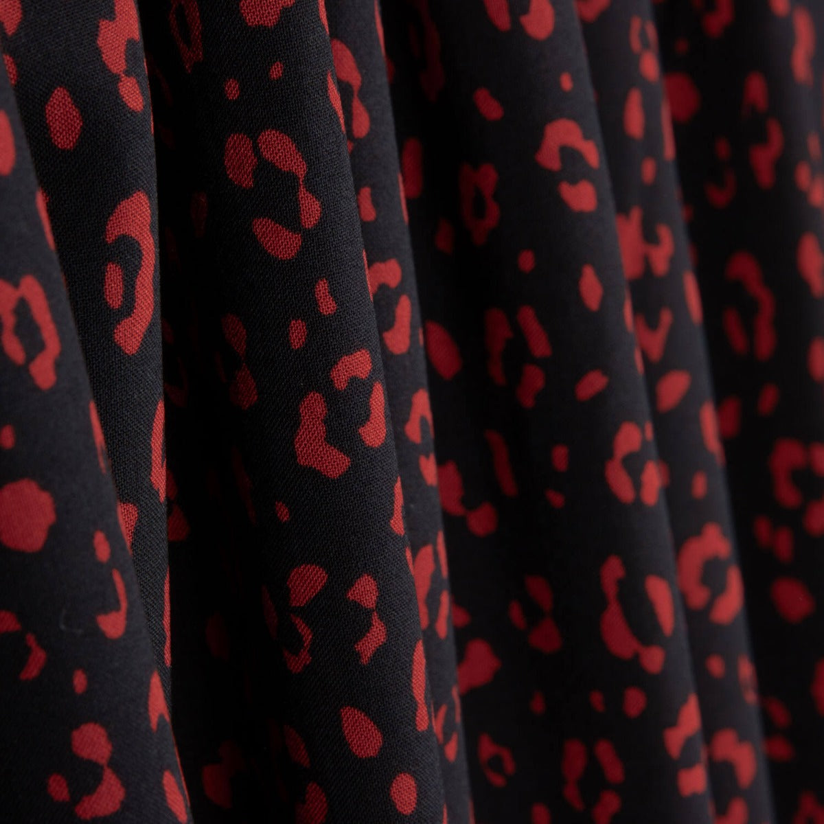 Viscose Chiné Rouge Noir - Ribes y Casals