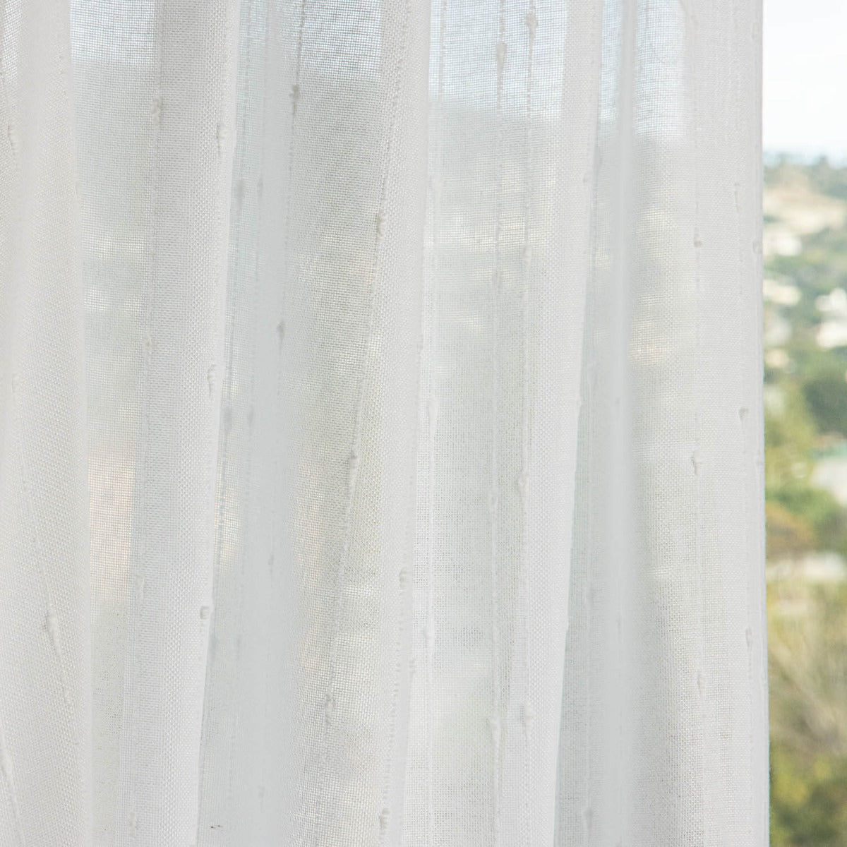 Retal Visillo Plumeti Poliéster Color Blanco Natural 65x280 cm - Ribes y Casals